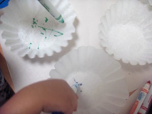 Coloring the coffee filters
